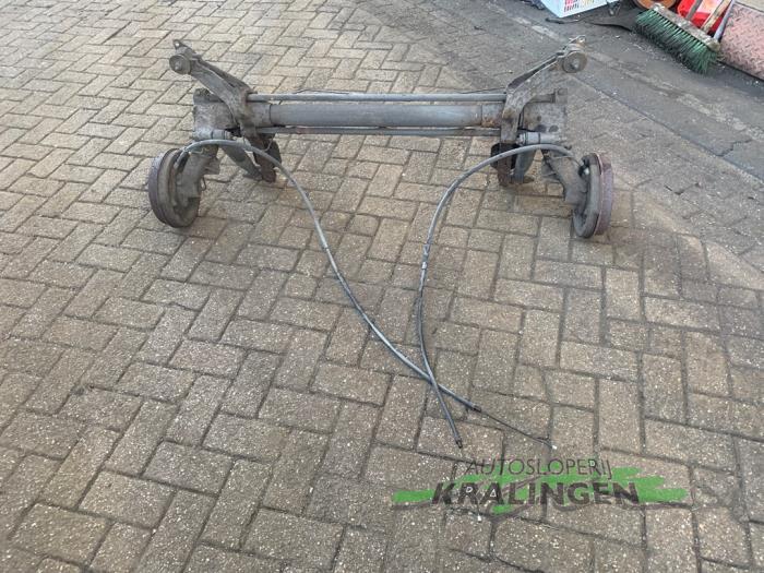 Bakre drivaxel från en Citroën Berlingo 2.0 HDi 2004