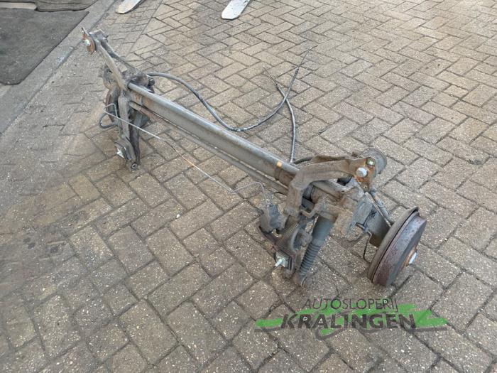 Bakre drivaxel från en Citroën Berlingo 2.0 HDi 2004