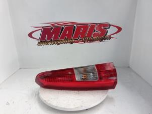 Gebruikte Achterlicht links Volvo V70 (SW) 2.4 20V 170 Prijs € 20,00 Margeregeling aangeboden door Autosloopbedrijf gebr. Maris