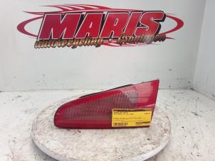 Gebruikte Achterlicht rechts Alfa Romeo 147 (937) 1.6 HP Twin Spark 16V Prijs € 10,00 Margeregeling aangeboden door Autosloopbedrijf gebr. Maris