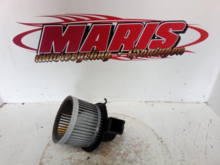 Kachel Ventilatiemotor van een Fiat Panda (169) 1.2 Fire 2005