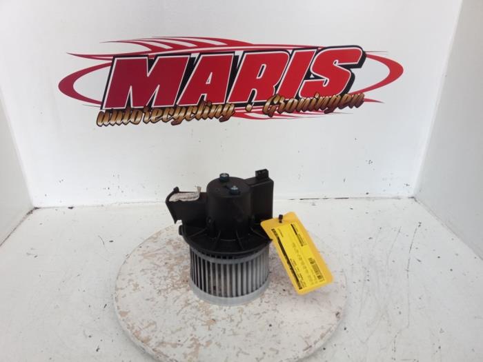 Kachel Ventilatiemotor van een Fiat Panda (169) 1.2 Fire 2005