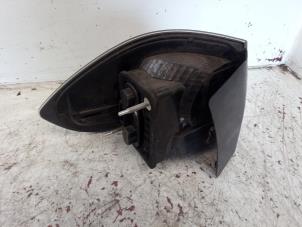 Begagnade Baklykta, höger Ford S-Max (GBW) 2.3 16V Pris € 25,00 Marginaltabell erbjuds av Autosloopbedrijf gebr. Maris