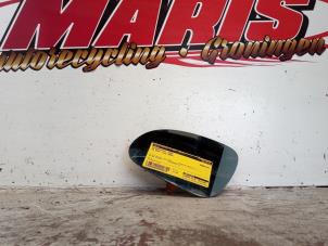 Gebruikte Spiegelglas links Volkswagen Golf V (1K1) 1.4 FSI 16V Prijs € 10,00 Margeregeling aangeboden door Autosloopbedrijf gebr. Maris