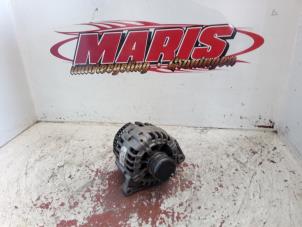 Gebruikte Dynamo Volkswagen Passat Variant (3B6) 2.0 20V Prijs € 40,00 Margeregeling aangeboden door Autosloopbedrijf gebr. Maris