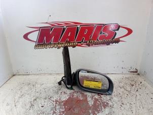 Begagnade Skärmspegel, höger Volkswagen Touran (1T1/T2) 1.9 TDI 90 Pris € 40,00 Marginaltabell erbjuds av Autosloopbedrijf gebr. Maris