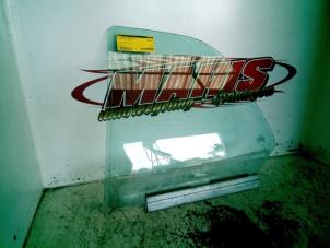 Begagnade Fönster, 2-dörrars, vänster bak Volkswagen Golf III Cabrio Restyling (1E7) 1.8 Pris € 30,00 Marginaltabell erbjuds av Autosloopbedrijf gebr. Maris