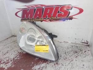 Begagnade Strålkastare, höger Mercedes B (W245) 2.0 B-180 CDI 16V Pris € 60,00 Marginaltabell erbjuds av Autosloopbedrijf gebr. Maris