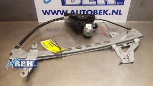 Begagnade Fönstermekanism, 2-dörrars, vänster fram Peugeot 108 1.0 12V Pris € 50,00 Marginaltabell erbjuds av Auto Bek
