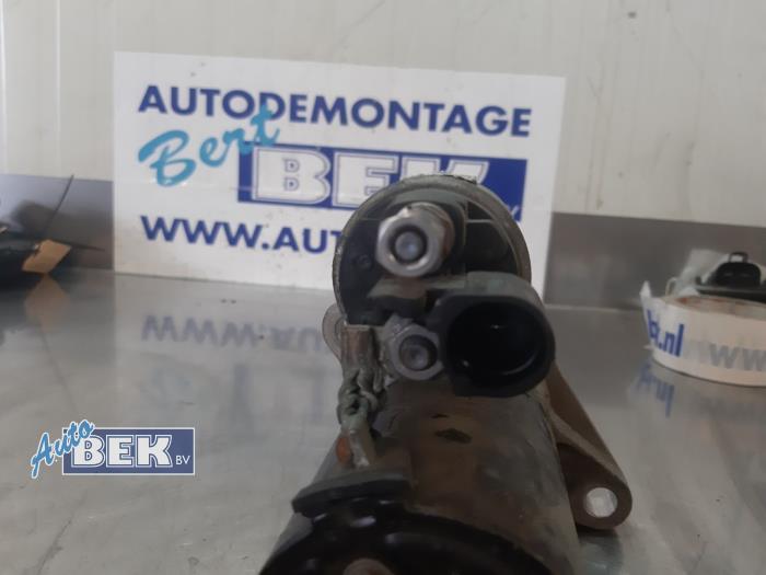 Startmotor från en Volkswagen Golf VI (5K1) 1.2 TSI BlueMotion 2011