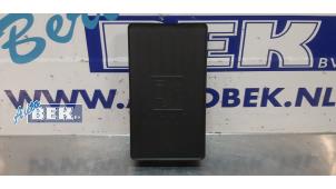 Gebruikte Telefoon Module (diversen) Audi A3 Sportback (8VA/8VF) 2.0 TDI 16V Prijs € 125,00 Margeregeling aangeboden door Auto Bek