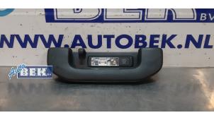 Gebruikte Handgreep Mercedes E (W213) E-220d 2.0 Turbo 16V Prijs € 30,00 Margeregeling aangeboden door Auto Bek