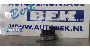 Begagnade Glödstiftsrelä Jaguar F-Pace 2.0 D 180 16V AWD Pris € 30,00 Marginaltabell erbjuds av Auto Bek