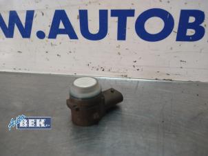 Begagnade Parkeringssensor Mercedes E (W213) E-220d 2.0 Turbo 16V Pris € 35,00 Marginaltabell erbjuds av Auto Bek