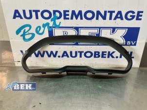 Używane Listwa wykonczeniowa licznika kilometrów Peugeot 2008 (CU) 1.2 Vti 12V PureTech 82 Cena € 15,00 Procedura marży oferowane przez Auto Bek