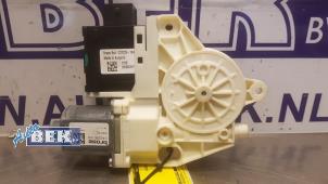 Używane Silnik szyby drzwiowej Fiat 500X (334) 1.6 D 16V Multijet II Cena € 40,00 Procedura marży oferowane przez Auto Bek