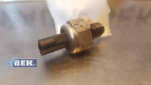 Gebruikte Oliedruk sensor Opel Astra K Sports Tourer 1.6 CDTI 110 16V Prijs € 19,00 Margeregeling aangeboden door Auto Bek