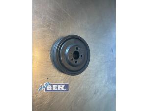 Gebruikte Krukas Poelie Volkswagen Caddy Combi IV 2.0 TDI 102 Prijs € 14,00 Margeregeling aangeboden door Auto Bek