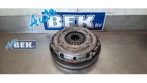 Używane Zestaw sprzegla (kompletny) Volkswagen Golf VII (AUA) 2.0 GTI 16V Performance Package Cena € 400,00 Procedura marży oferowane przez Auto Bek