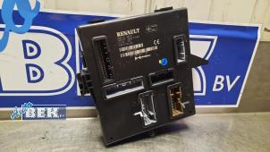 Begagnade Dator , karosskontroll (BCM) Dacia Sandero III 1.0 TCe 90 12V Pris € 125,00 Marginaltabell erbjuds av Auto Bek