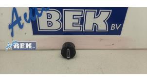 Begagnade Ljusbrytare Volkswagen T-Roc I 1.5 TSI Evo BMT 16V Pris € 9,98 Marginaltabell erbjuds av Auto Bek