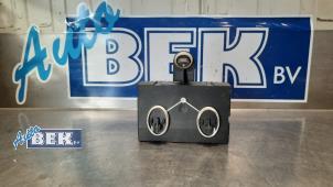 Gebruikte Module Centrale Deurvergrendeling Skoda Octavia Combi (5EAC) 2.0 TDI RS 16V Prijs € 20,00 Margeregeling aangeboden door Auto Bek