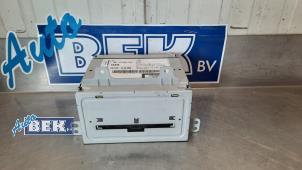 Begagnade Radio Opel Insignia Sports Tourer 2.0 CDTI 16V 130 ecoFLEX Pris € 200,00 Marginaltabell erbjuds av Auto Bek