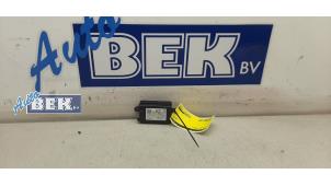 Begagnade Antennförstärkare BMW 1 serie (F20) 120i 1.6 16V Pris € 50,00 Marginaltabell erbjuds av Auto Bek