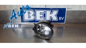 Begagnade Dimljus, vänster fram Volkswagen Multivan T5 (7E/7HC/7HF/7HM) 2.0 TSI 16V Pris € 30,00 Marginaltabell erbjuds av Auto Bek