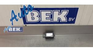 Gebruikte Antenne BMW iX3 80 kWh Prijs € 20,00 Margeregeling aangeboden door Auto Bek