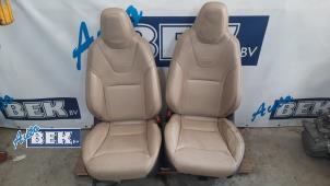 Gebruikte Bekleding Set (compleet) Tesla Model S 70 Prijs € 499,00 Margeregeling aangeboden door Auto Bek