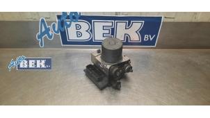 Begagnade ABS-pump Audi A4 Avant (B8) 2.0 TDI 16V Pris € 80,00 Marginaltabell erbjuds av Auto Bek