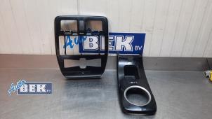 Używane Listwa ozdobna Nissan Leaf (ZE0) Leaf Cena € 30,00 Procedura marży oferowane przez Auto Bek