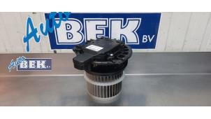 Begagnade Fläktmotor för uppvärmning och ventilation Toyota Corolla Touring Sport (E21/EH1) 2.0 16V Hybrid Pris € 100,00 Marginaltabell erbjuds av Auto Bek