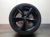 Velg + Band van een Audi A5 Cabrio (F57/F5E), 2016 3.0 TDI V6 24V Quattro, Cabrio, Diesel, 2.967cc, 160kW (218pk), 4x4, CSWB, 2016-12 / 2018-08, F57; F5E 2017