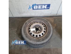 Gebruikte Reservewiel Mercedes Vito (447.6) 1.6 111 CDI 16V Prijs € 65,00 Margeregeling aangeboden door Auto Bek