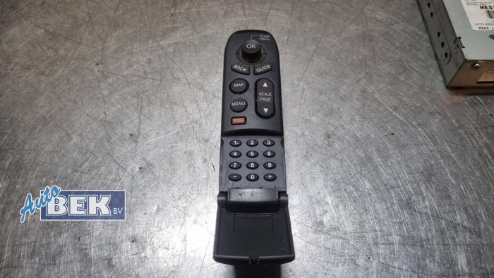 Innerdisplay från en Mitsubishi Pajero Hardtop (V8/9) 3.2 DI-D 16V 2006