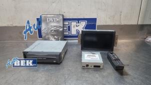 Gebruikte Display Interieur Mitsubishi Pajero Hardtop (V8/9) 3.2 DI-D 16V Prijs € 250,00 Margeregeling aangeboden door Auto Bek