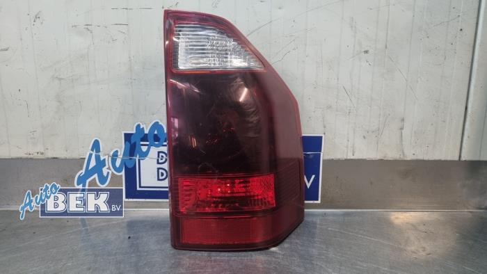 Baklykta, höger från en Mitsubishi Pajero Hardtop (V8/9) 3.2 DI-D 16V 2006