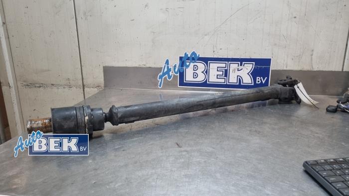 4x4 främre mellandrivaxel från en Mitsubishi Pajero Hardtop (V8/9) 3.2 DI-D 16V 2006
