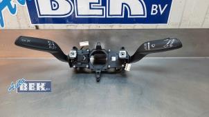 Gebruikte Combischakelaar Stuurkolom Audi A1 Sportback (8XA/8XF) 1.0 TFSI Ultra 12V Prijs € 60,00 Margeregeling aangeboden door Auto Bek