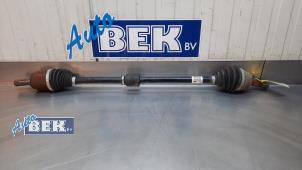 Begagnade Drivaxel, höger bak Opel Corsa E 1.3 CDTi 16V ecoFLEX Pris € 50,00 Marginaltabell erbjuds av Auto Bek