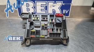 Gebruikte Zekeringkast BMW X5 (E70) xDrive 35d 3.0 24V Prijs € 60,00 Margeregeling aangeboden door Auto Bek