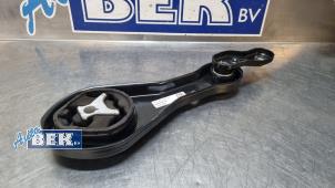 Begagnade Motorfäste Volkswagen T-Cross 1.0 TSI 115 12V Pris € 30,00 Marginaltabell erbjuds av Auto Bek