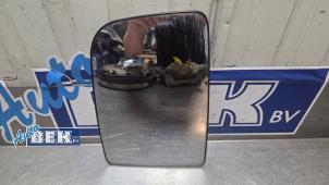 Używane Szyba lusterka lewego Volkswagen Crafter 2.5 TDI 30/32/35 Cena € 25,00 Procedura marży oferowane przez Auto Bek