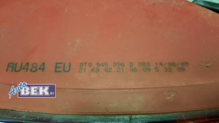 Baklykta, höger från en Audi A5 (8T3) 3.0 TDI V6 24V Quattro 2009