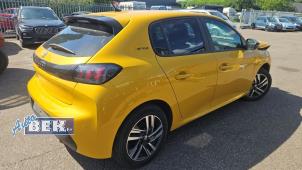 Gebruikte Carrosserie Hoek rechts-achter Peugeot 208 II (UB/UH/UP) 1.2 Vti 12V PureTech 100 Prijs op aanvraag aangeboden door Auto Bek