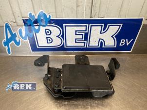 Gebruikte ACC Sensor (afstand) Kia Niro I (DE) 1.6 GDI PHEV Prijs € 314,99 Margeregeling aangeboden door Auto Bek