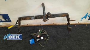 Begagnade Dragkrok Peugeot Partner (GC/GF/GG/GJ/GK) 1.6 HDI 90 16V Pris € 150,00 Marginaltabell erbjuds av Auto Bek