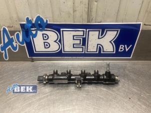 Gebruikte Injector brug Opel Combo Cargo 1.5 CDTI 100 Prijs € 29,99 Margeregeling aangeboden door Auto Bek
